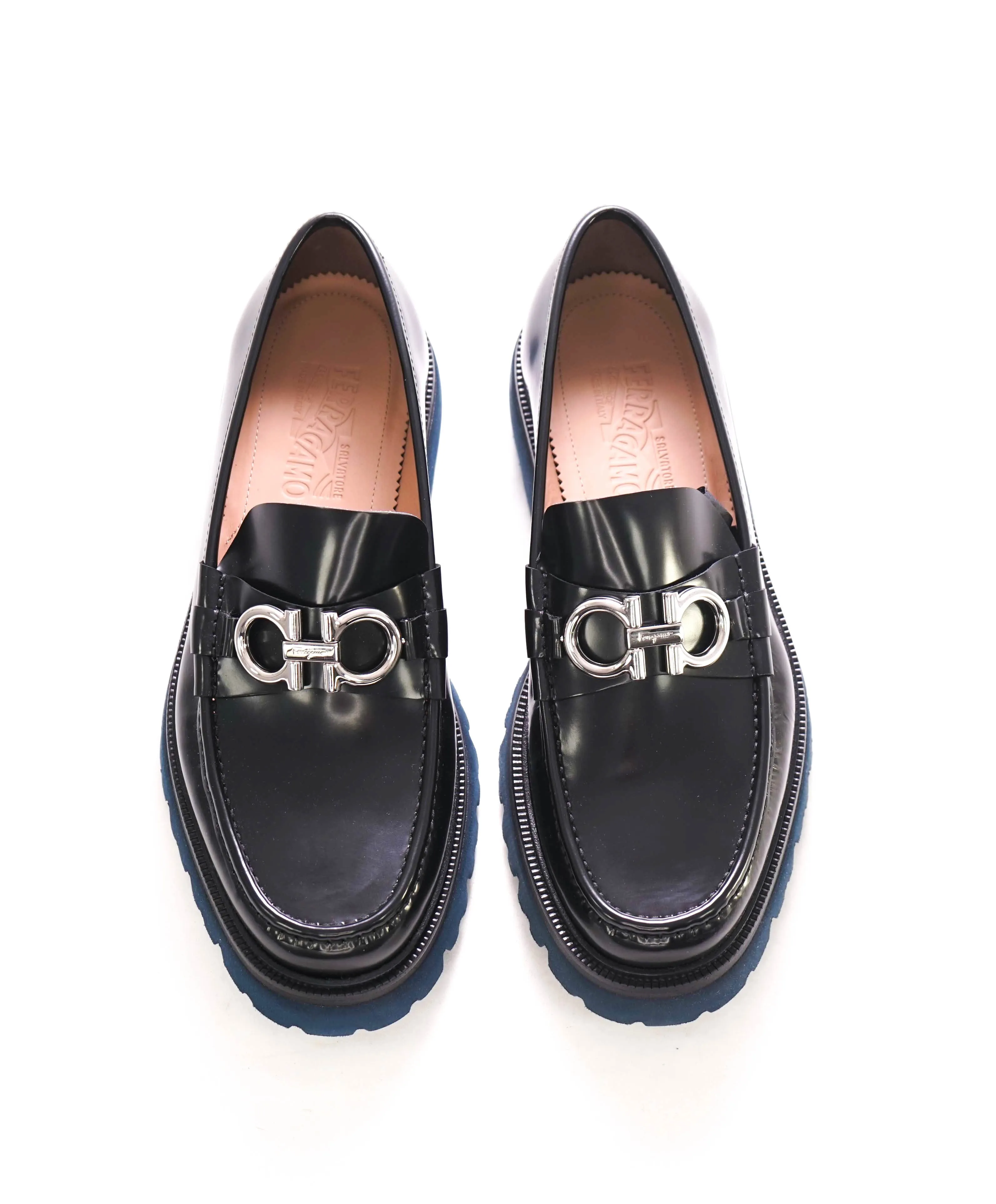 $930 SALVATORE FERRAGAMO - *BLEEKER* Black Leather Navy Heel Lug Sole Loafer - 11 US