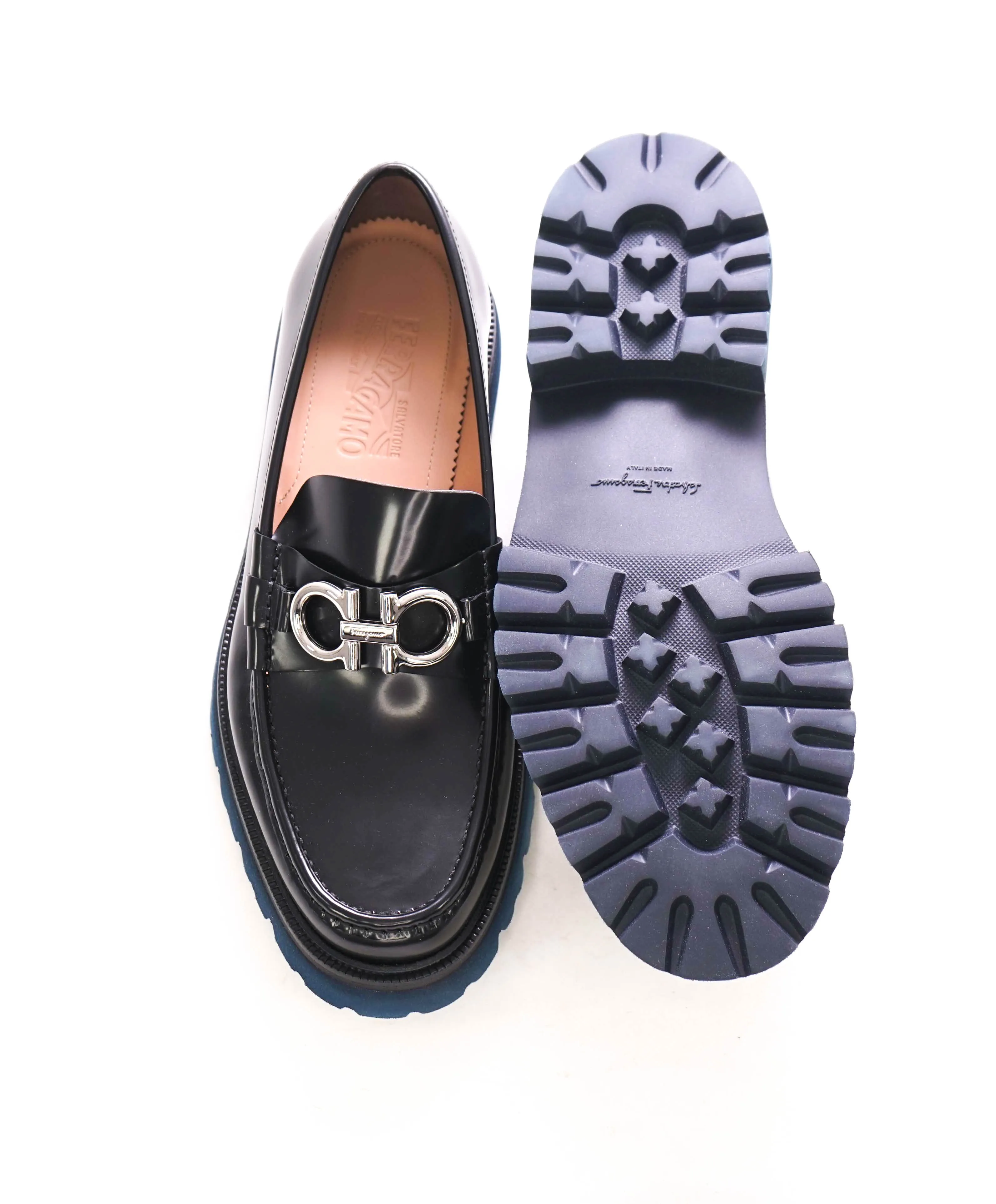 $930 SALVATORE FERRAGAMO - *BLEEKER* Black Leather Navy Heel Lug Sole Loafer - 11 US