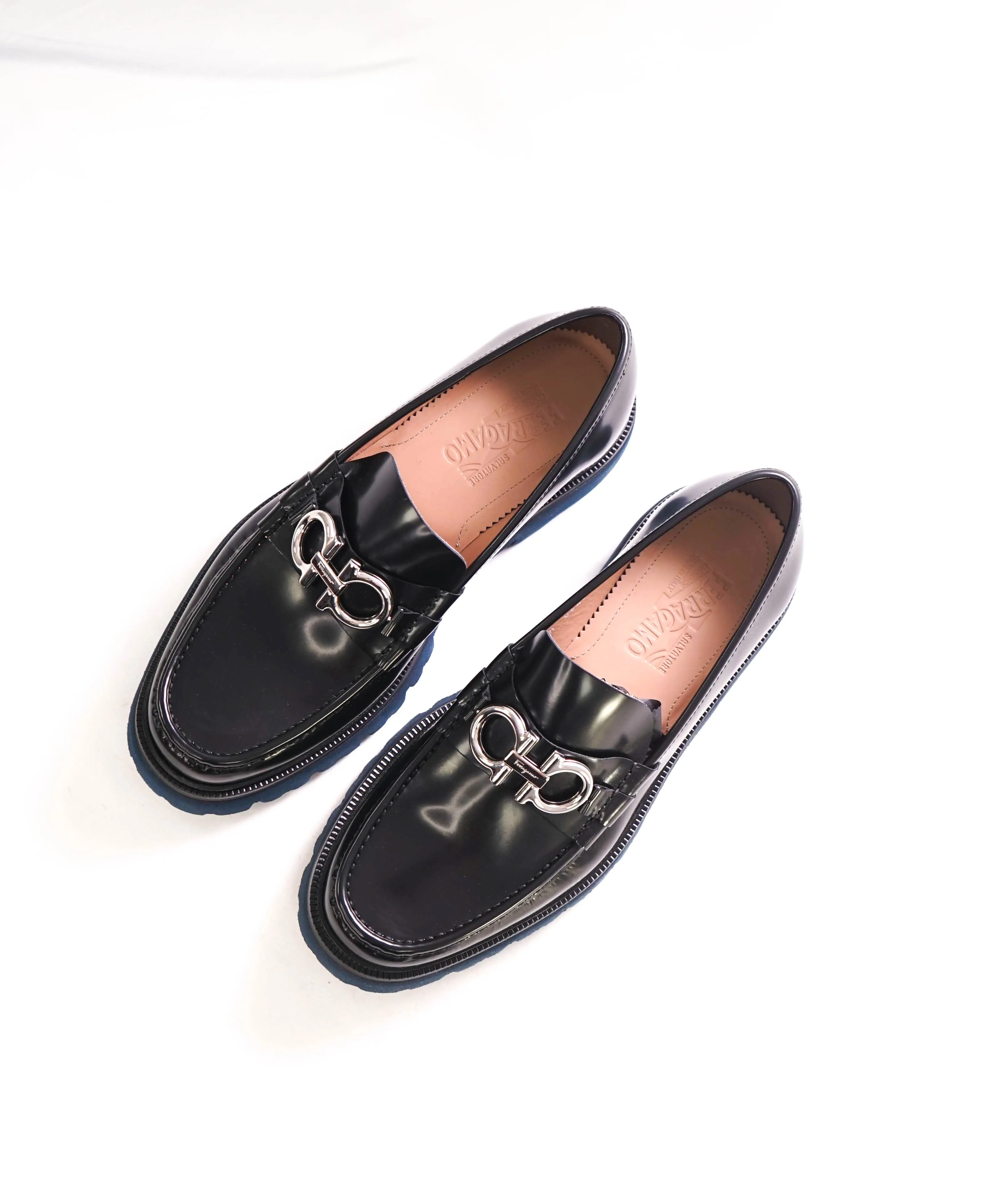 $930 SALVATORE FERRAGAMO - *BLEEKER* Black Leather Navy Heel Lug Sole Loafer - 11 US