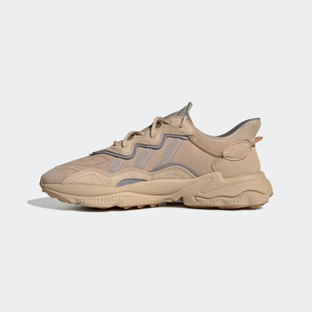 adidas Originals Men's Ozweego Sneaker
