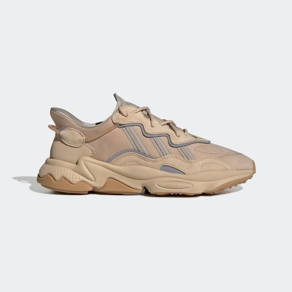 adidas Originals Men's Ozweego Sneaker