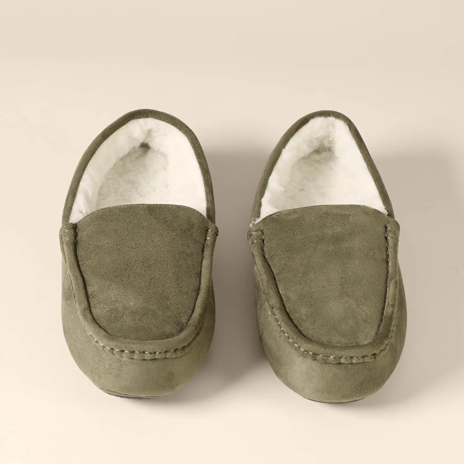 Amazon Essentials Men's Moccasin Slipper