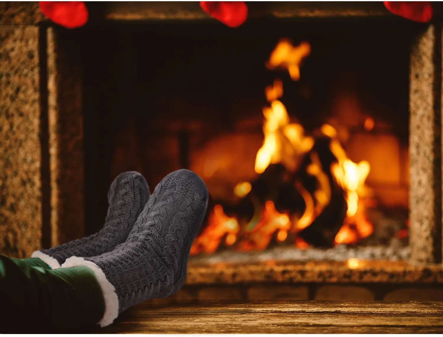 Boao 2 Pairs Women Warm Slipper Socks Christmas Fuzzy Winter Fleece Socks with Grippers Lined Non Slip Slipper Gift