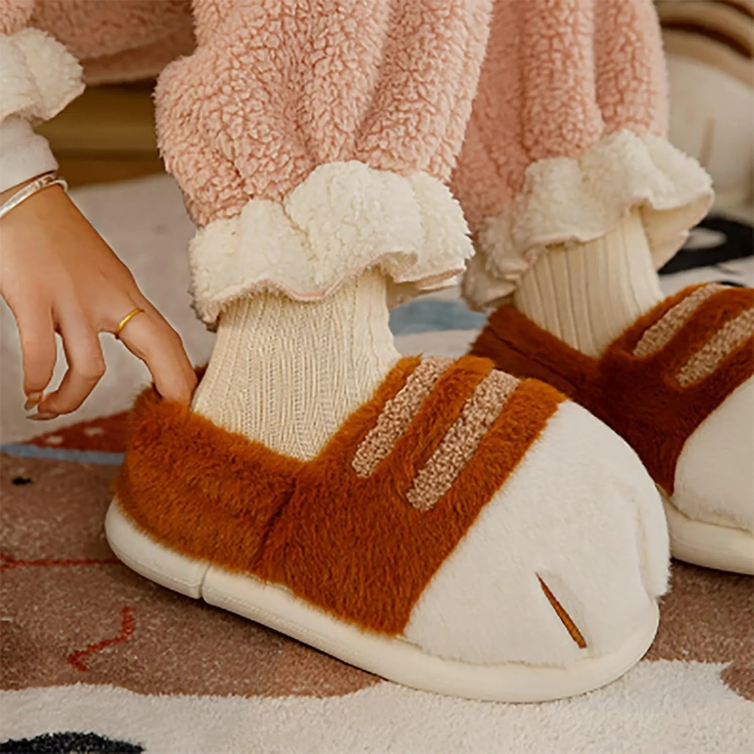 Cat Paw Slippers, Cat Slippers for Women 3D Cat Paw Cartoon Slipper Warm Fluffy Furry Winter Indoor Outdoor Slides