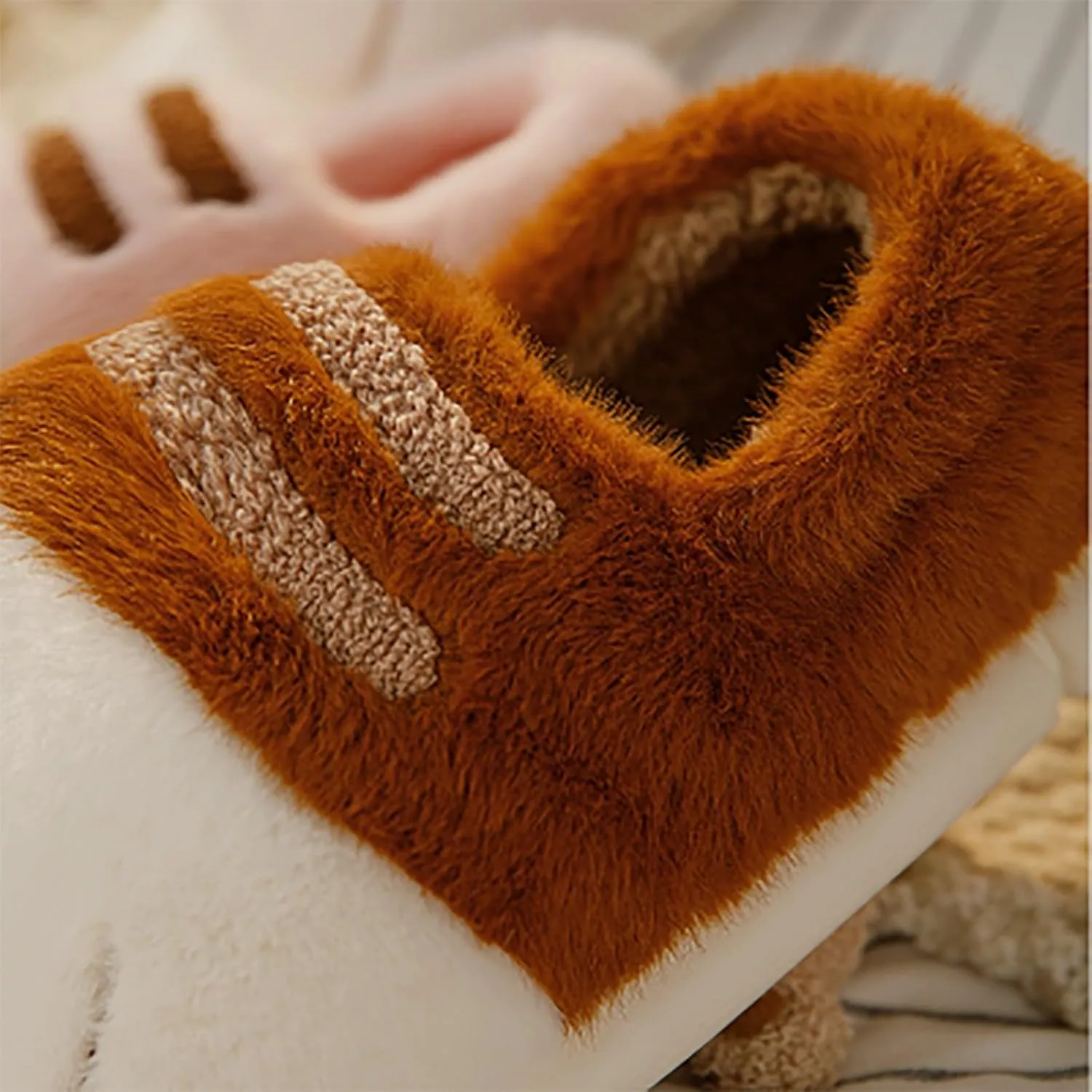 Cat Paw Slippers, Cat Slippers for Women 3D Cat Paw Cartoon Slipper Warm Fluffy Furry Winter Indoor Outdoor Slides