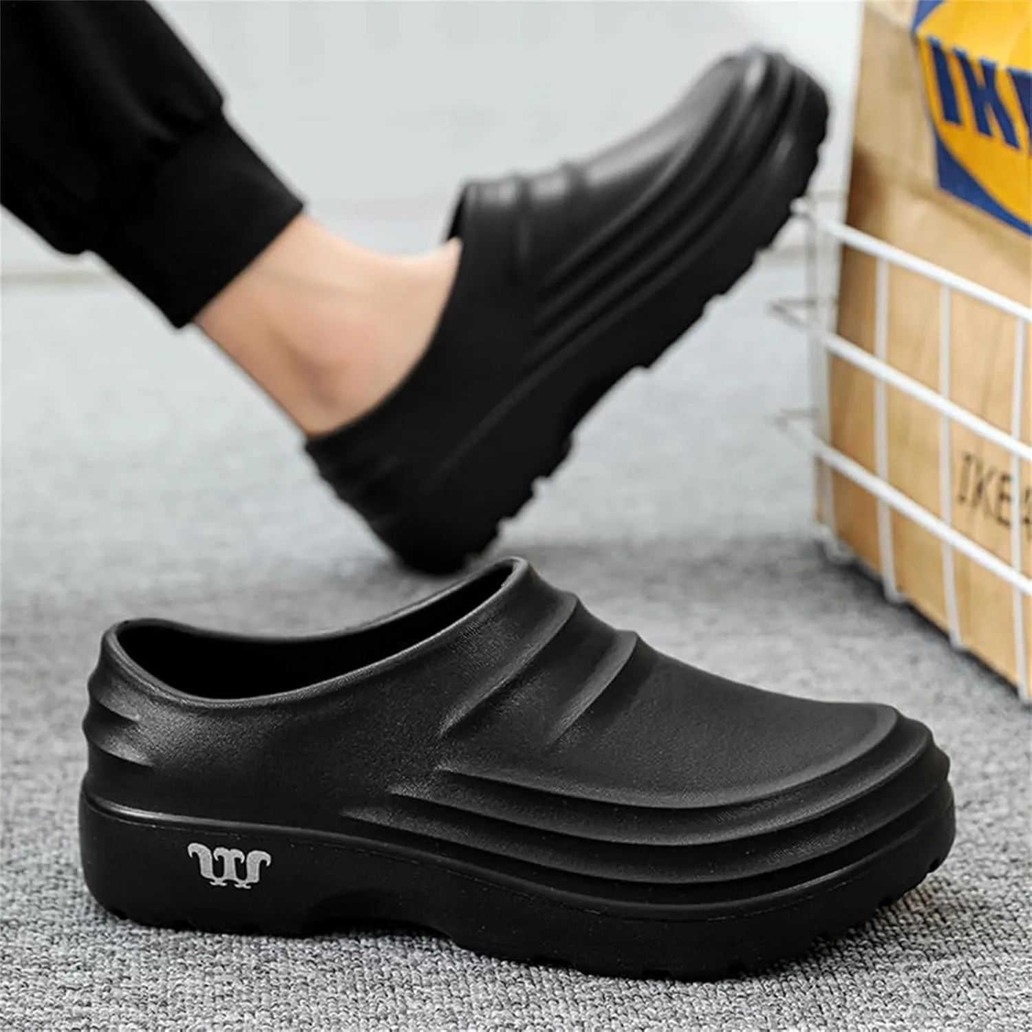 Chef Shoes for Women Slip Resistant Lightweight & Waterproof Kitchen Work Clogs Breathable Arch Support Comfort Sandals Unisex
