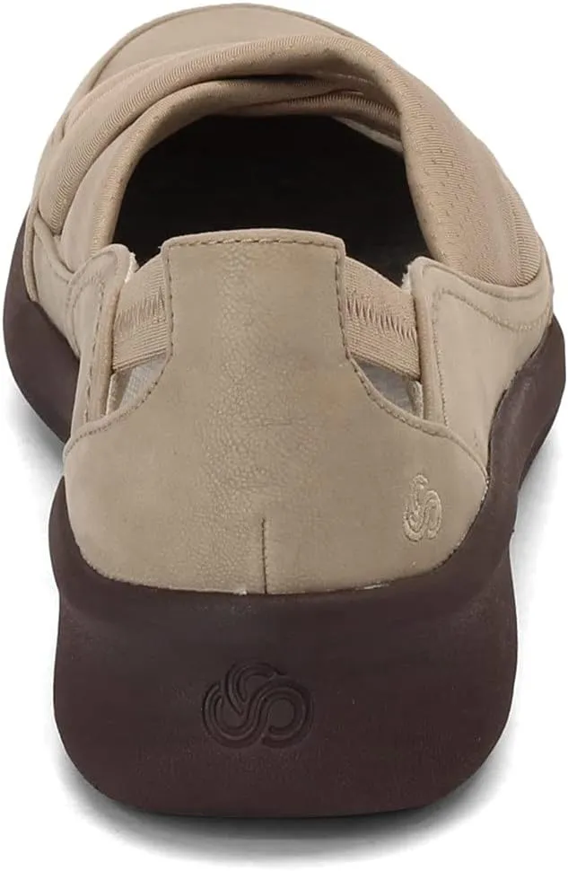 Clarks Women's Sillian 2.0 Star Loafer