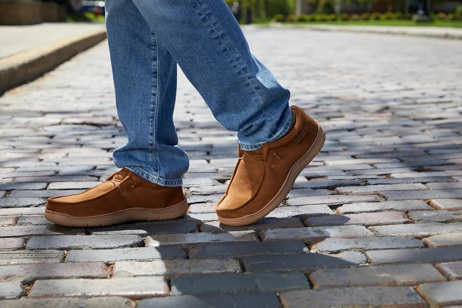 Dearfoams Men's Bennett Indoor/Outdoor Memory Foam Comfort Chukka Boot
