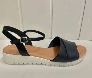 Django & Juliette Mauro Navy / White