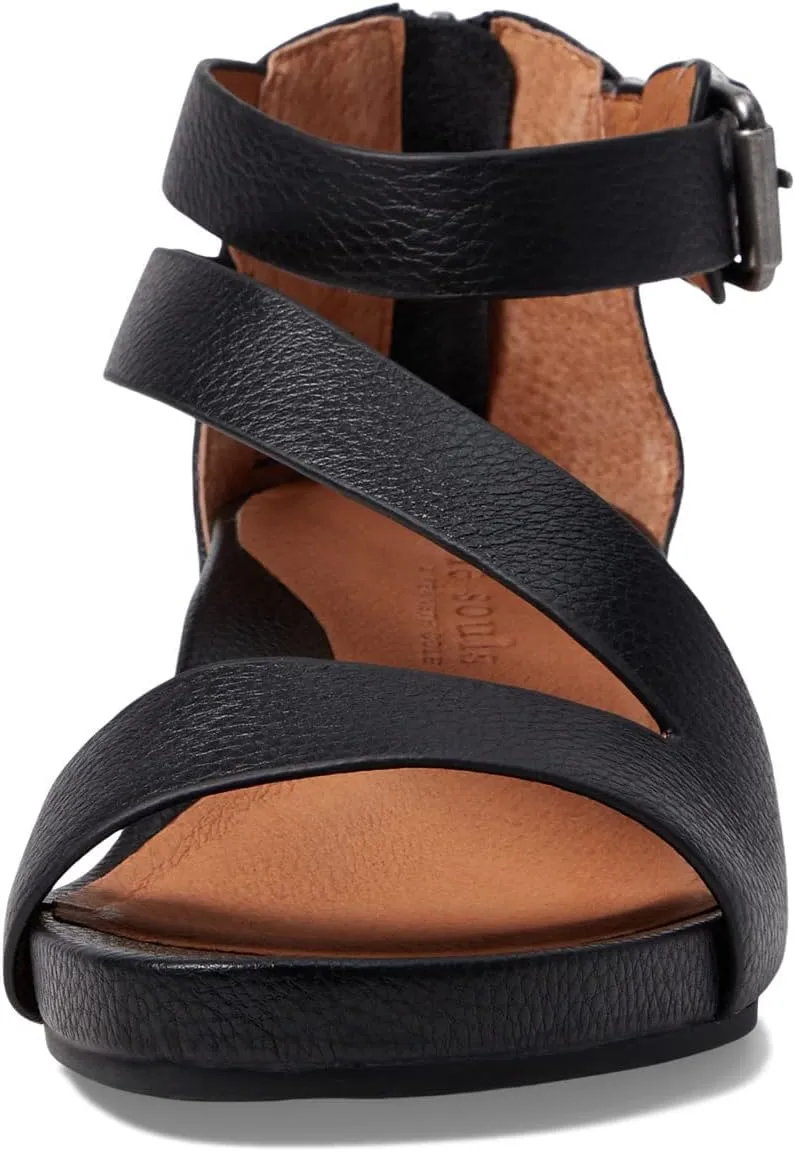 Gentle Souls by Kenneth Cole Women's Gwen Wedge Sandal