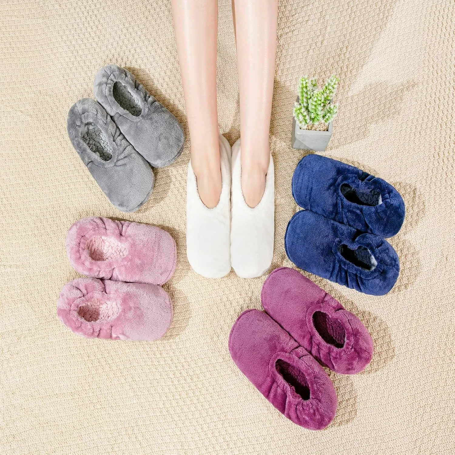 GLENMEARL Slipper Socks for Women, 2 Pair Slipper Socks with Grips for Woman, Non Slip Soft Sole Winter Bedroom Cozy Sock Indoor Home Slippers