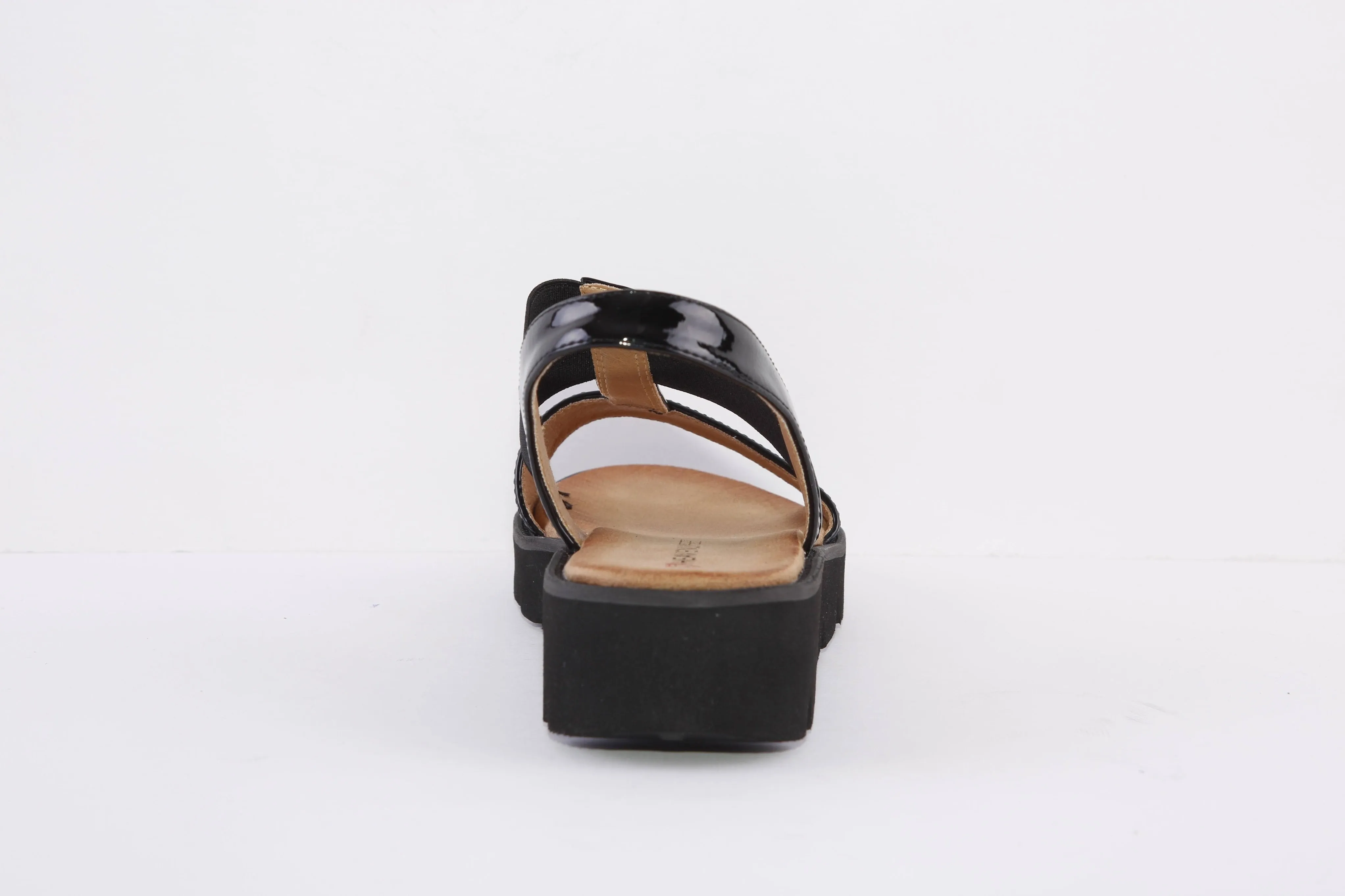 HEAVENLY FEET - RTIZ CHUNKY FLAT FASHION SANDAL - BLACK PATENT
