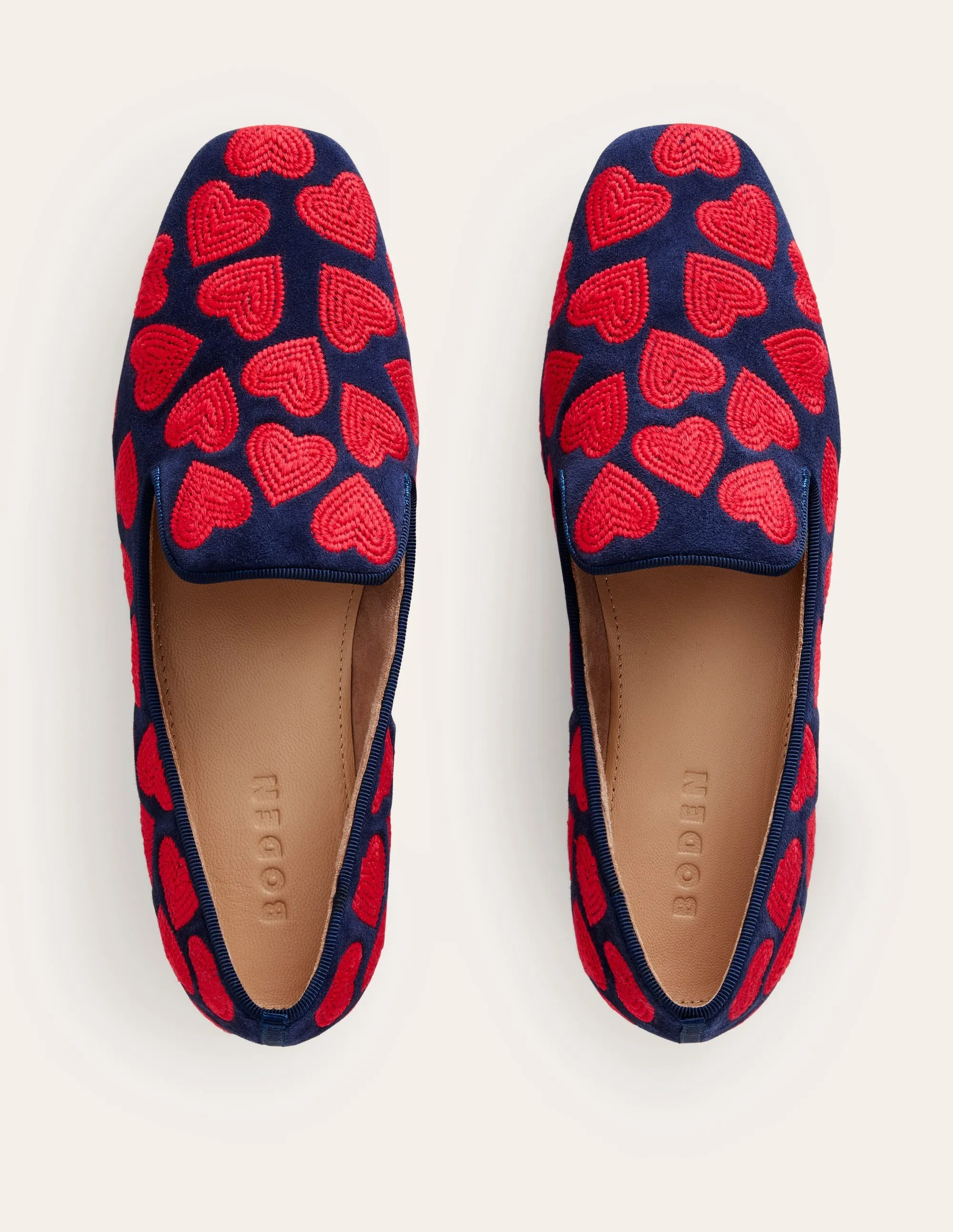 Loafer im Slipper-Stil-Marineblau, Rote Herzen