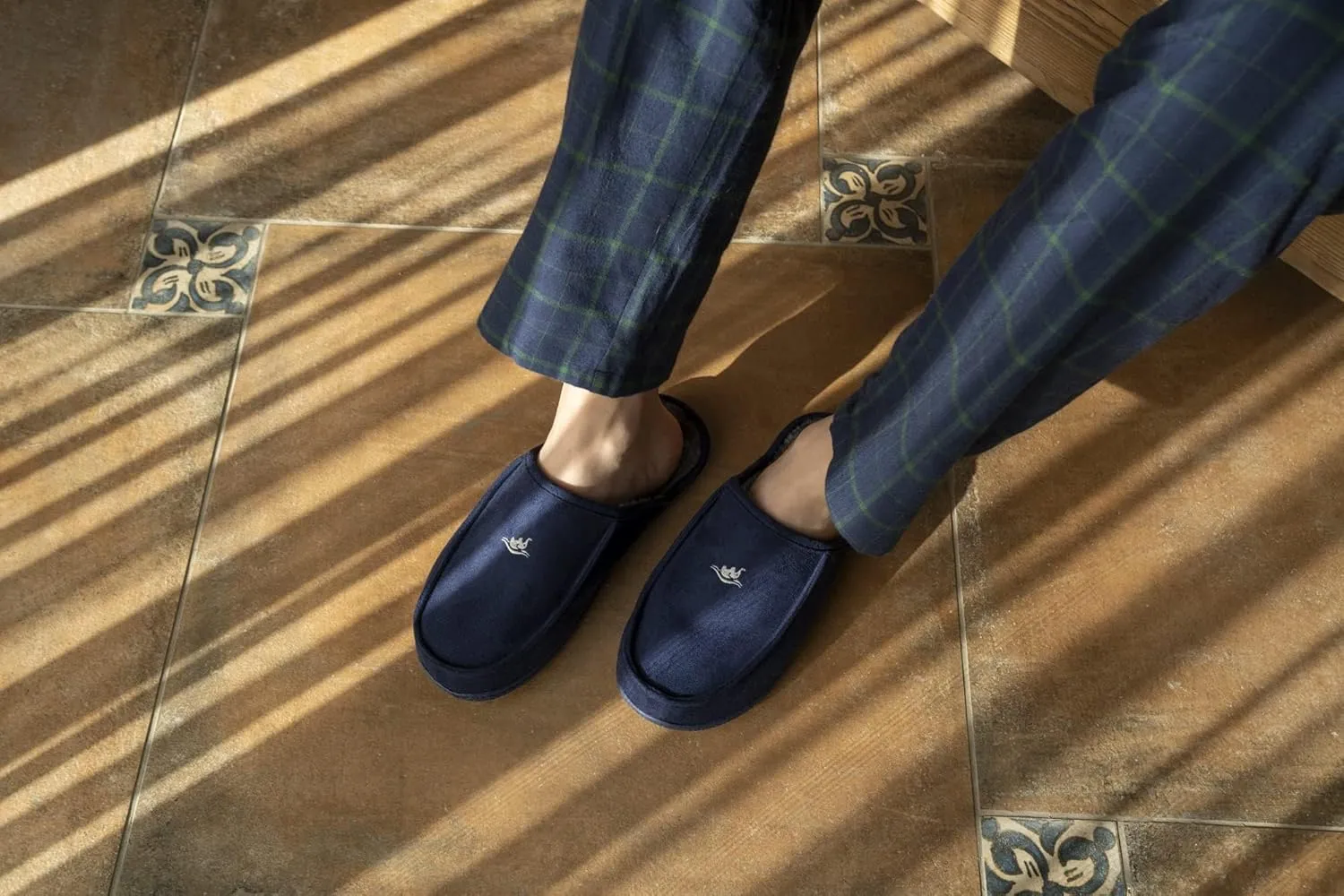 Men's Memory Foam House Slipper Suede Plush Lined Bedroom Shoes Indoor Outdoor Clog Slip on Orthotic House Shoes