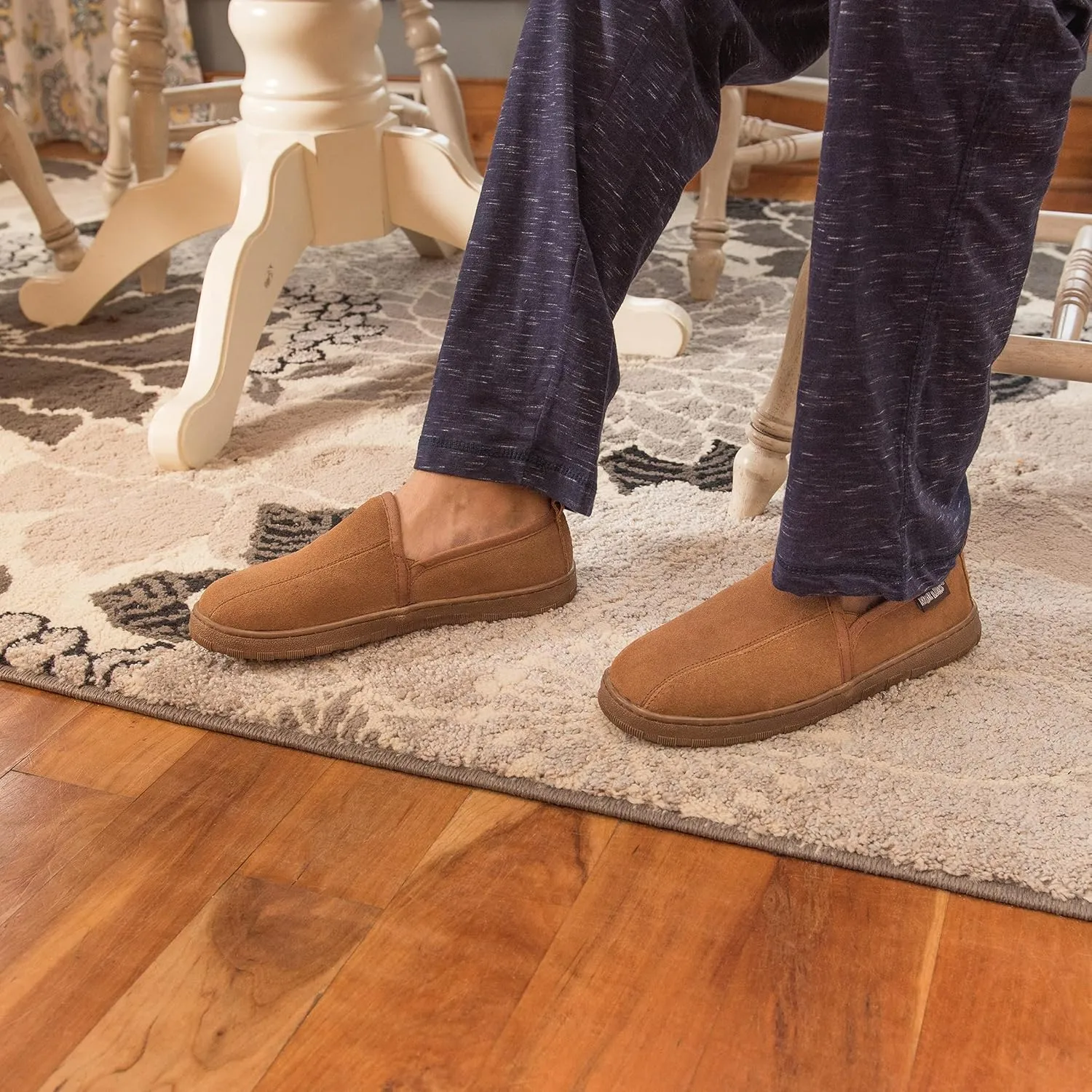 MUK LUKS men's Eric Slipper