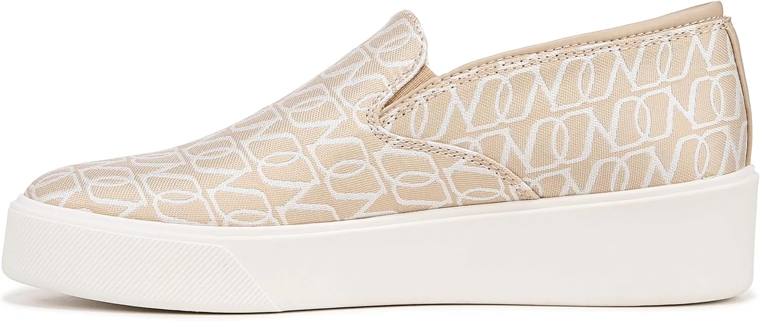 Naturalizer Women's Desi Chain Detail Lug Sole Heel Loafer