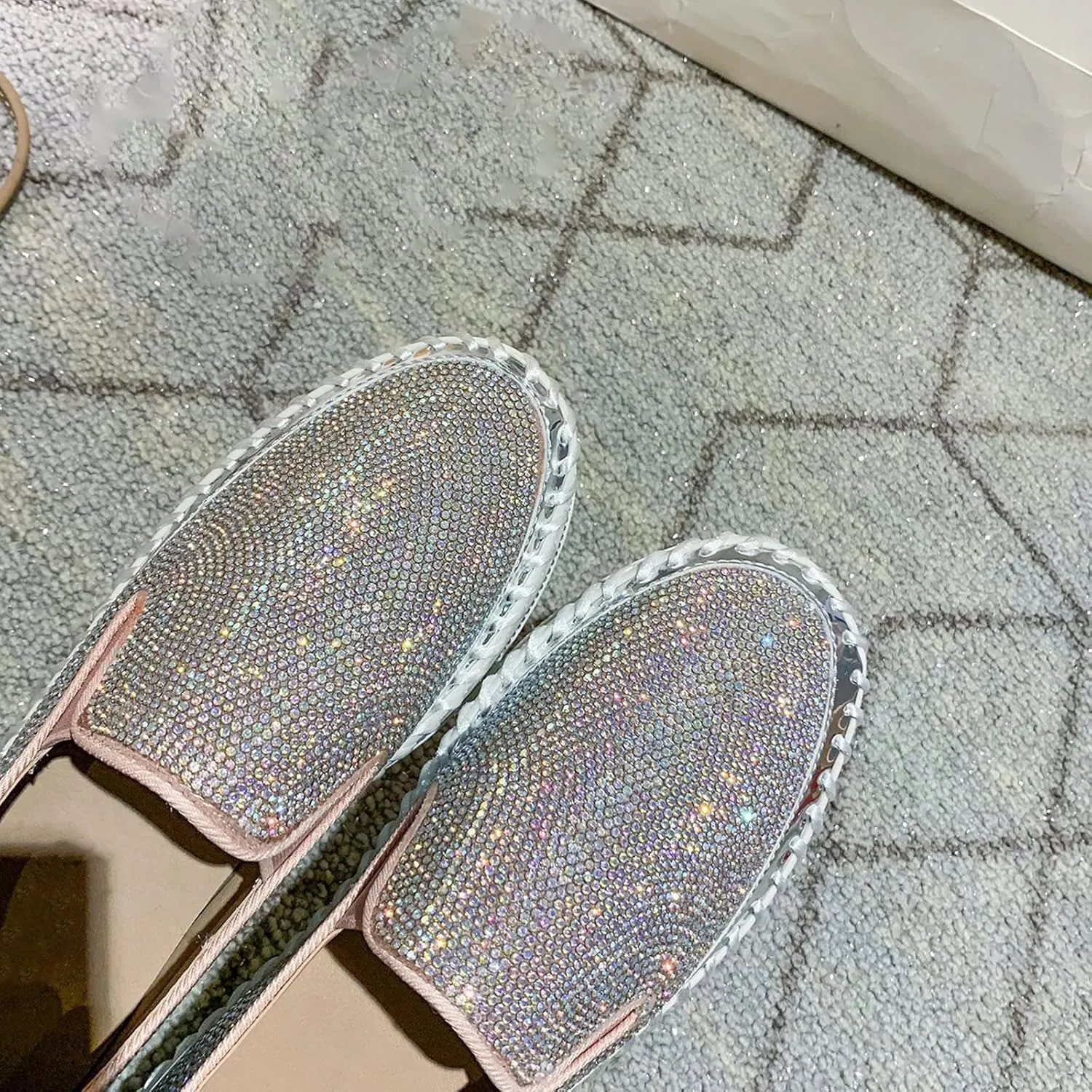 oiangi Rhinestone Platform Loafers for Women Fashion European and American Large Size Flat Shoes Comfrtable Casual Trendy Shoes