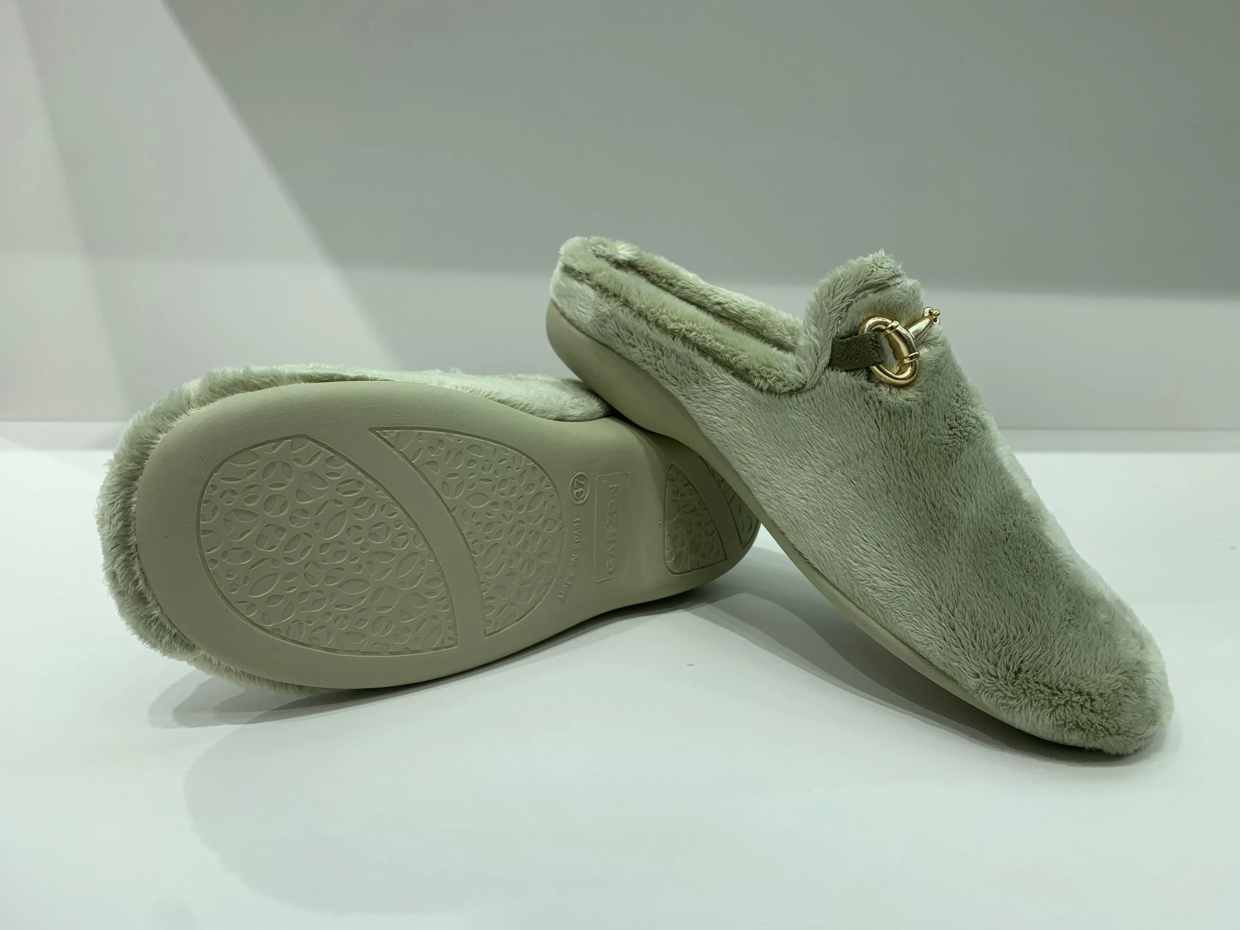 PLUSH ELITE GREEN