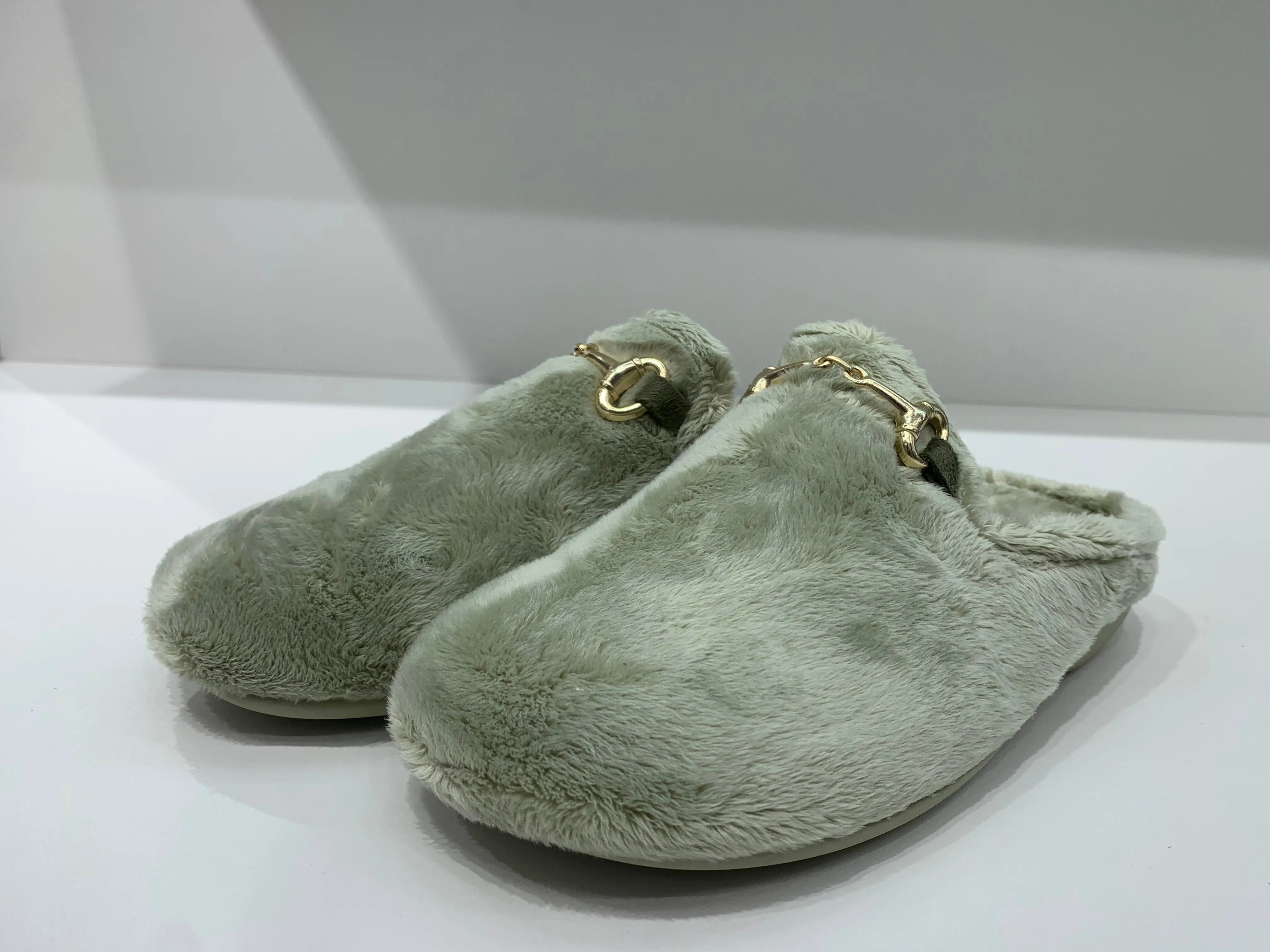 PLUSH ELITE GREEN