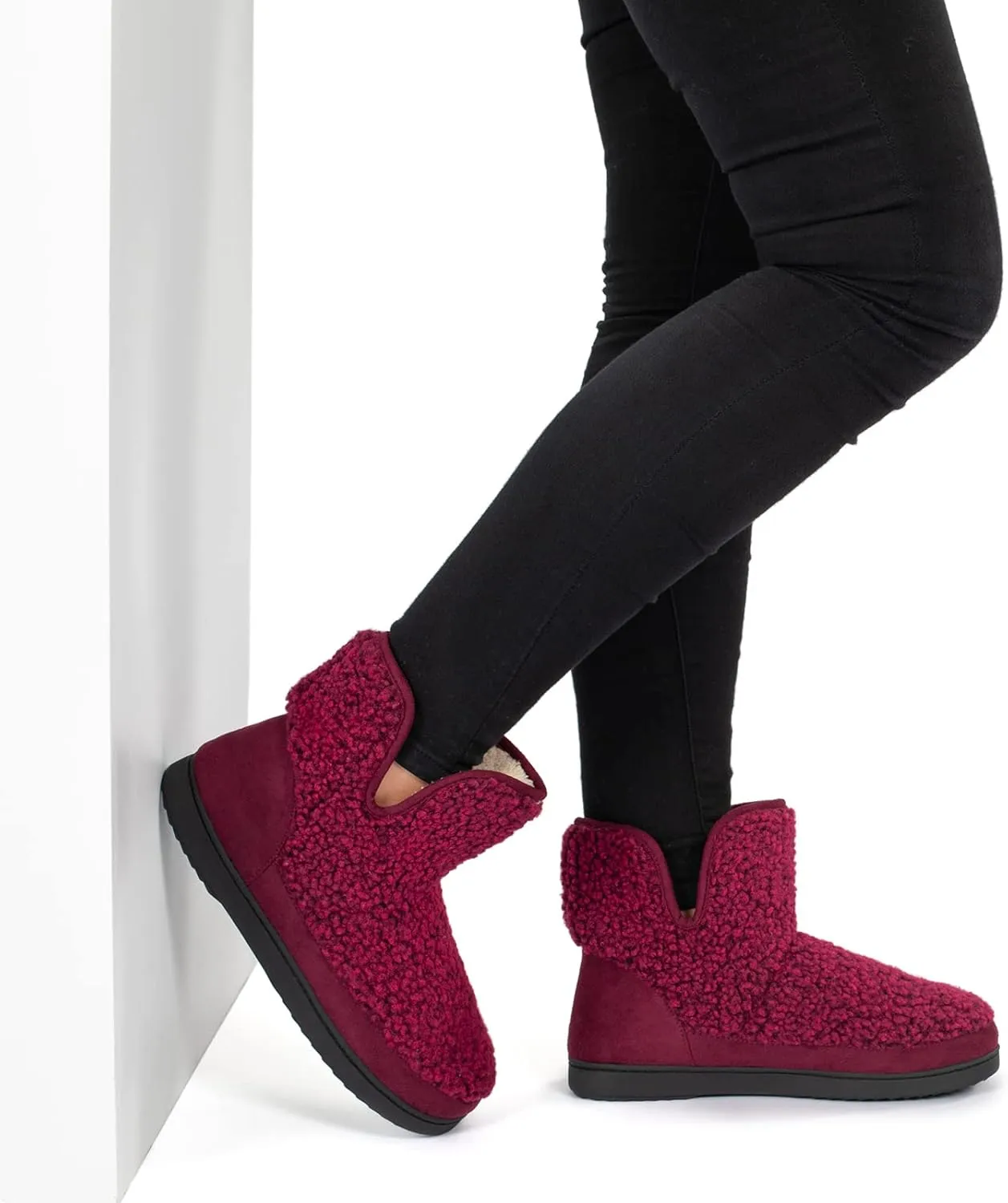 RockDove Women's Fuzzy Fleece House Bootie Memory Foam Slipper with Rubber Sole