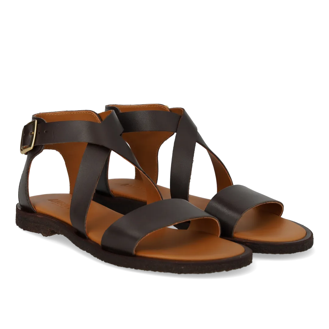 Sandal with buckle