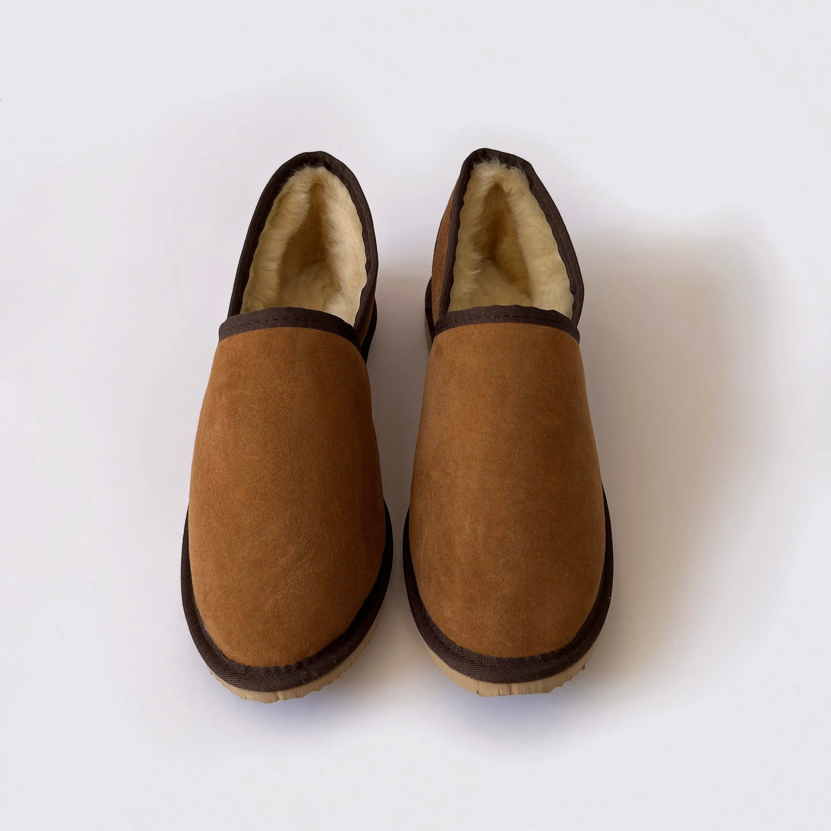 Squatter Slipper