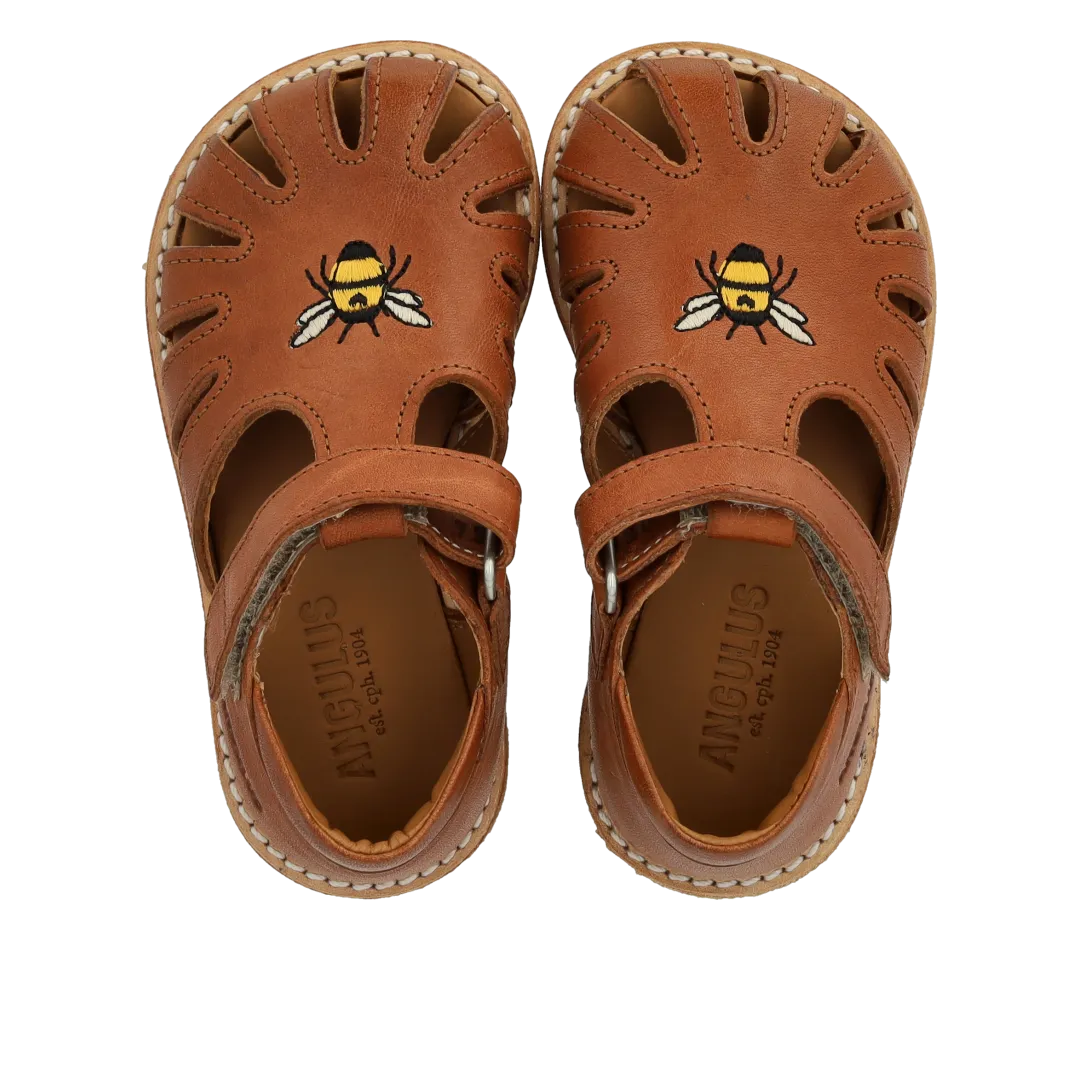 Starter sandal with bee embroidery