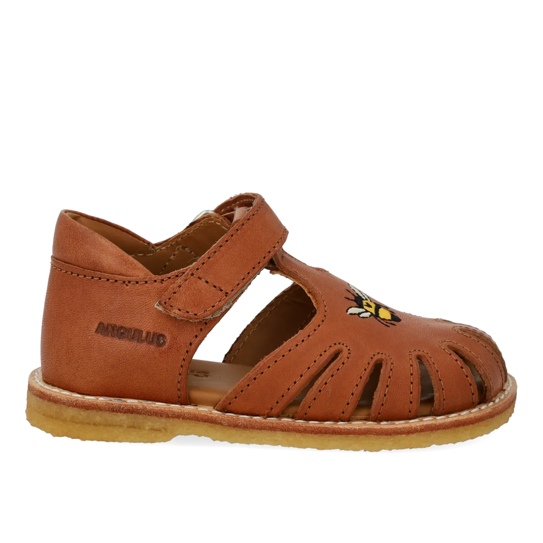 Starter sandal with bee embroidery