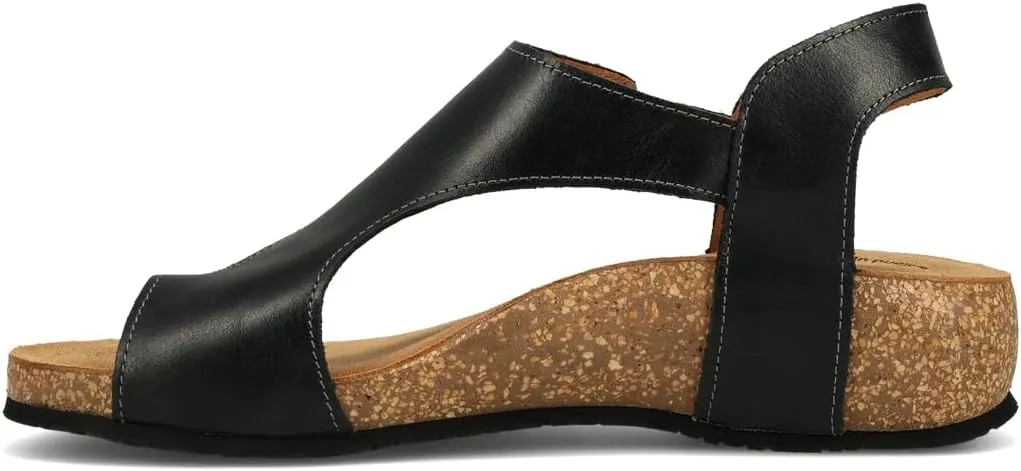 Taos Footwear Women's Fame Sandal