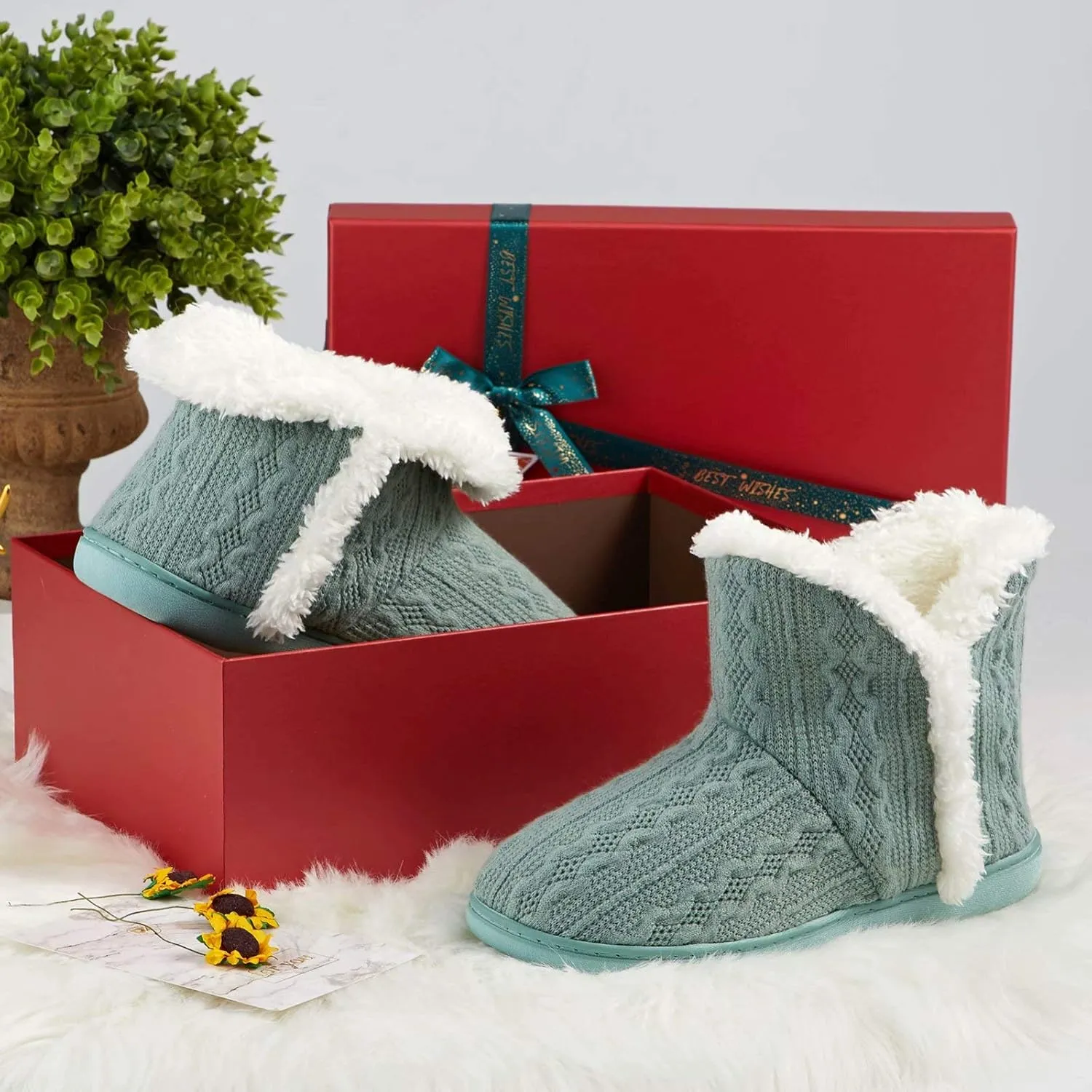 TUOBUQU Women Warm Bootie Slippers Fluffy Plush Indoor Outdoor Winter Booty Slippers