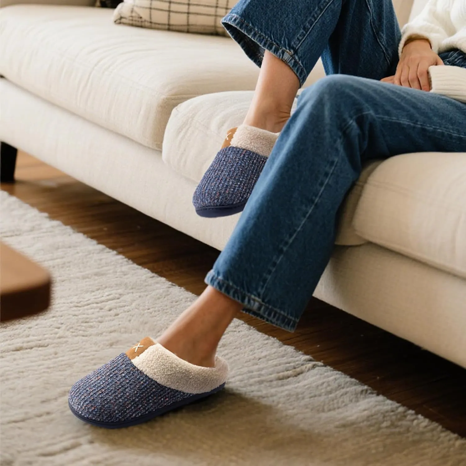 ULTRAIDEAS Women's Indoor Bedroom Slipper with Memory Foam, Gift for Women, Wool-Like House Shoe with Anti-Skid Rubber Sole for Ladies